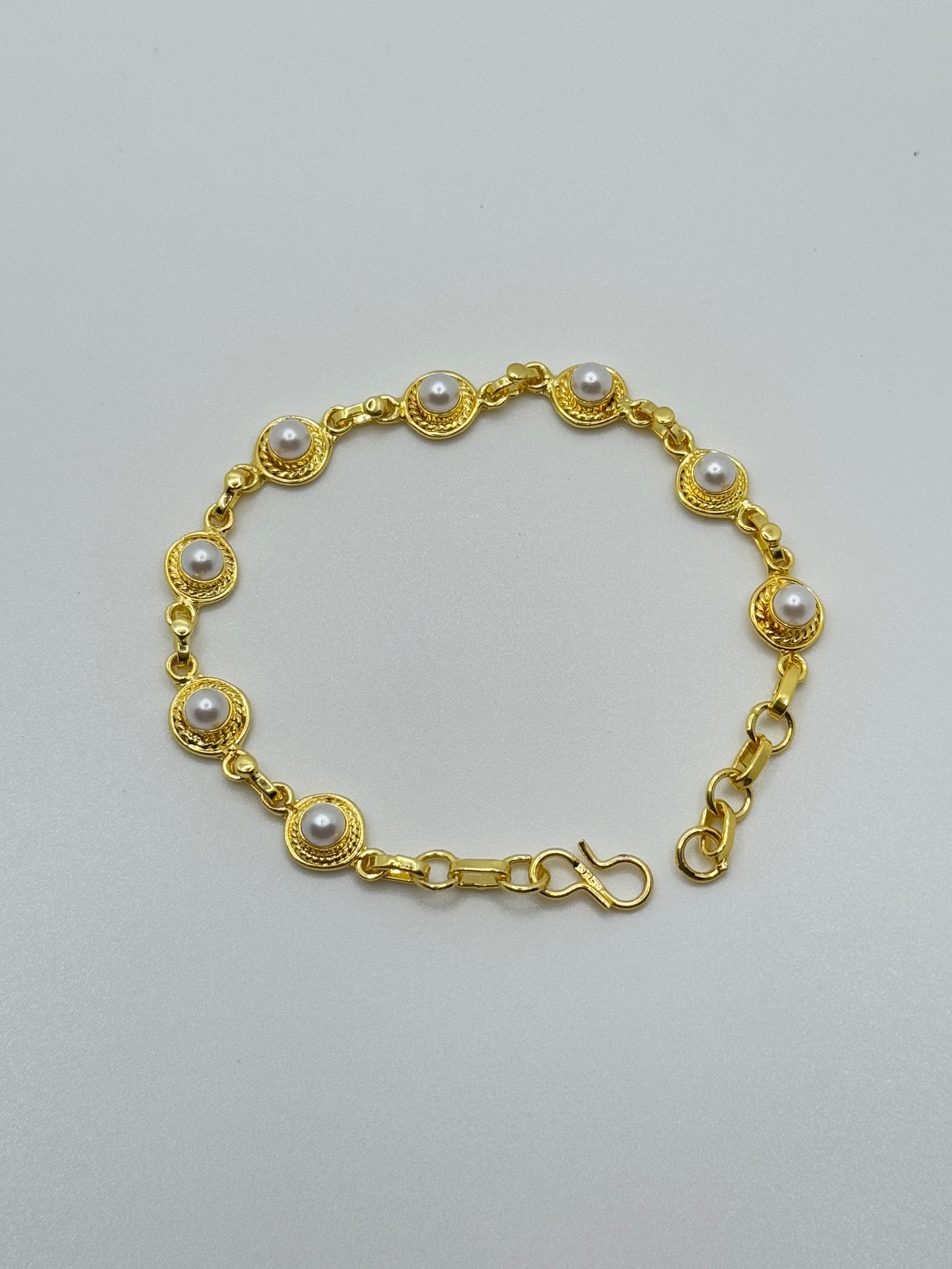 Gold Link Bracelet with Pearl Accents