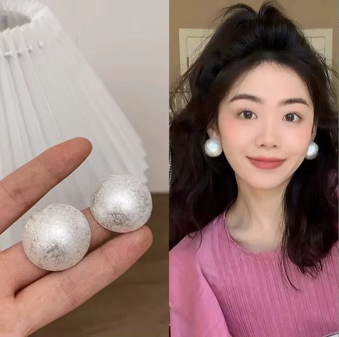 Snowflake pearl earrings