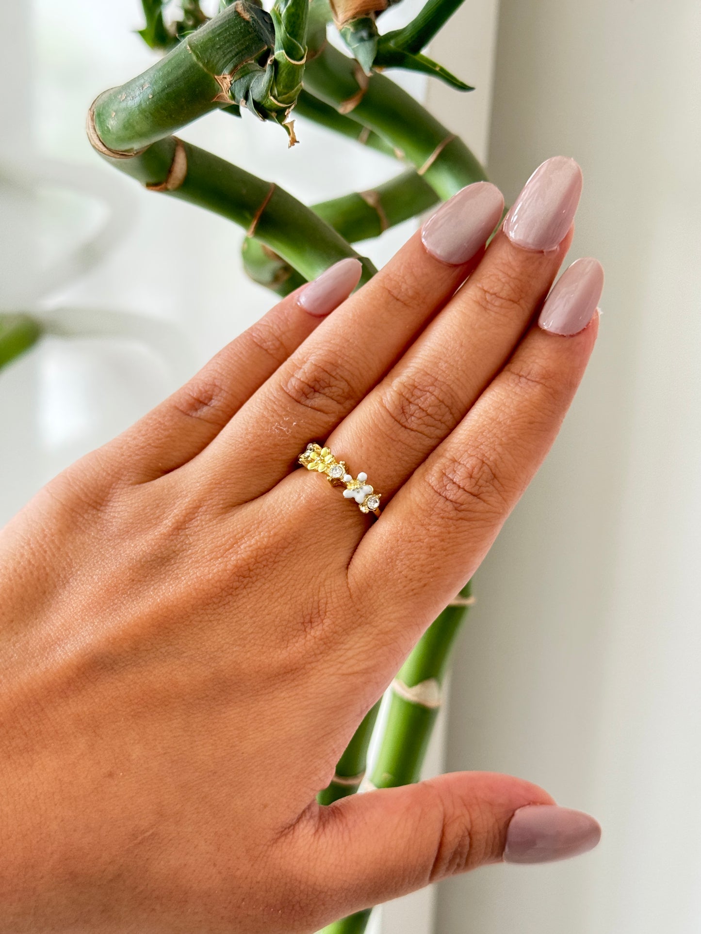 Korean anti tarnish ring in flower design