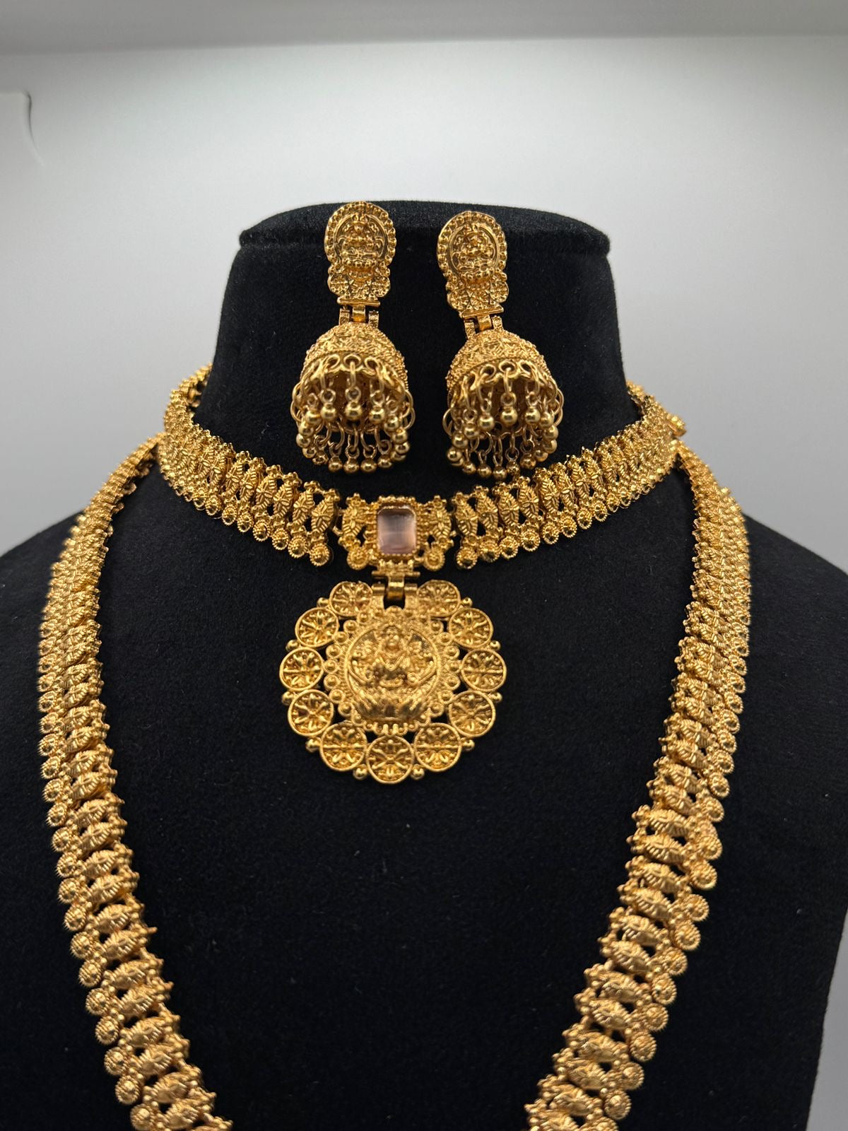 Exquisite South Indian Temple Jewellery Bridal Set