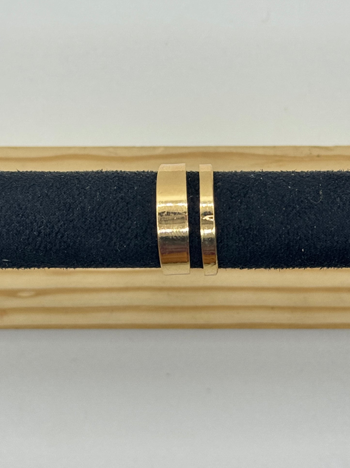Lustro Anti-Tarnish Ring