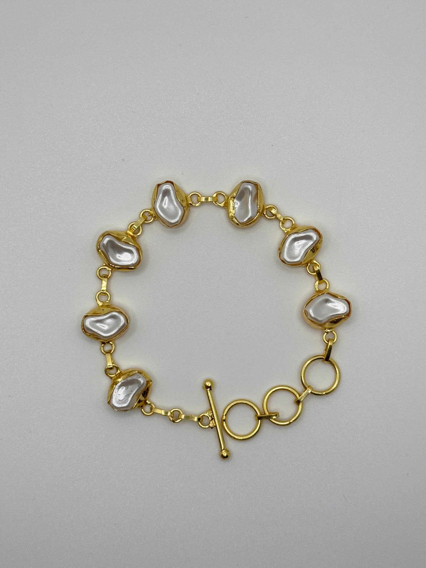 Gold Link Bracelet with Baroque Pearl Inlays