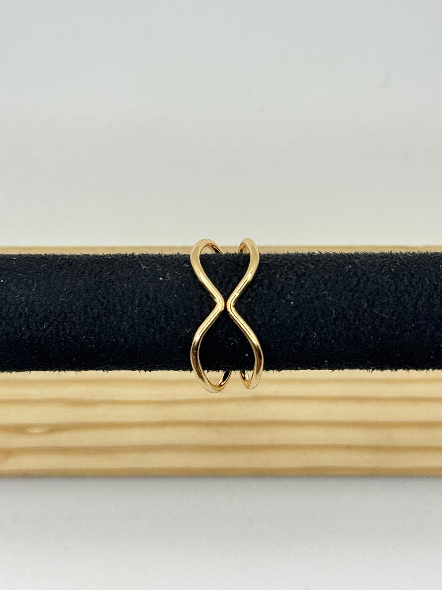 Lustro Anti-Tarnish Ring