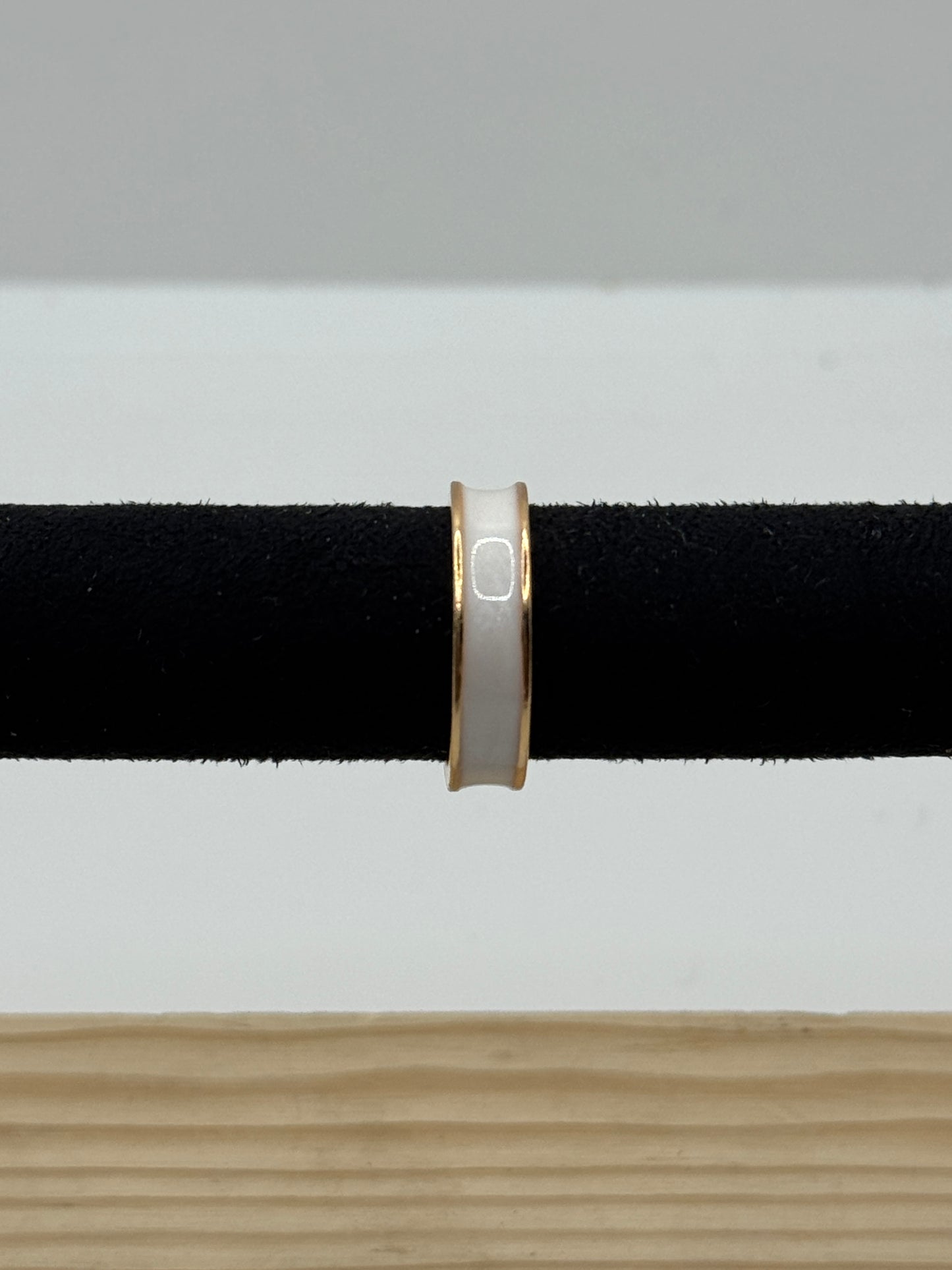 Lustro Anti-Tarnish Ring