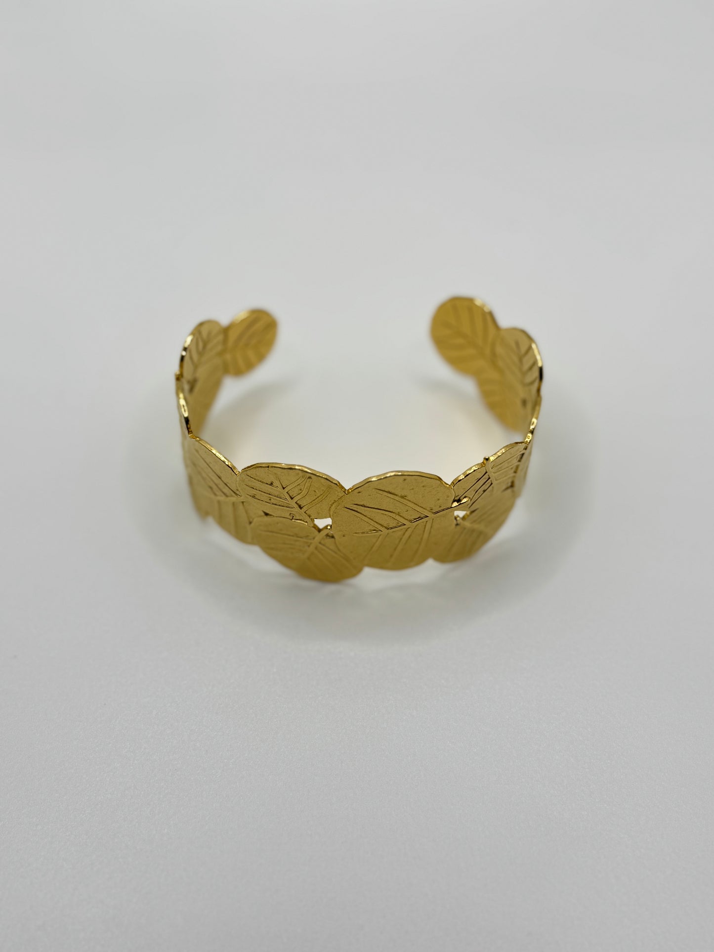 Delicate Leaf-Patterned Gold Cuff Bracelet