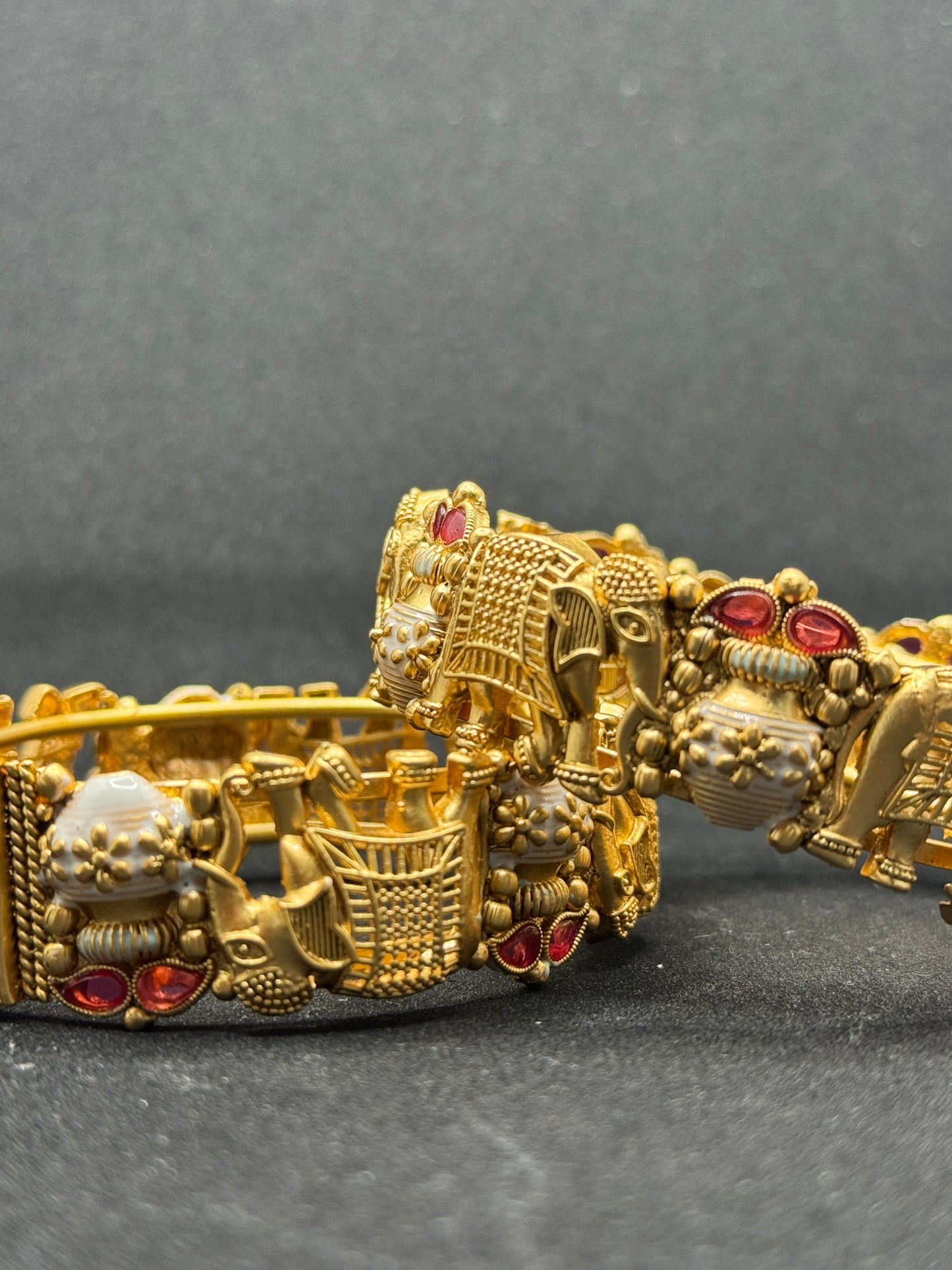 Antique Gold Elephant Design Bangles 2*6