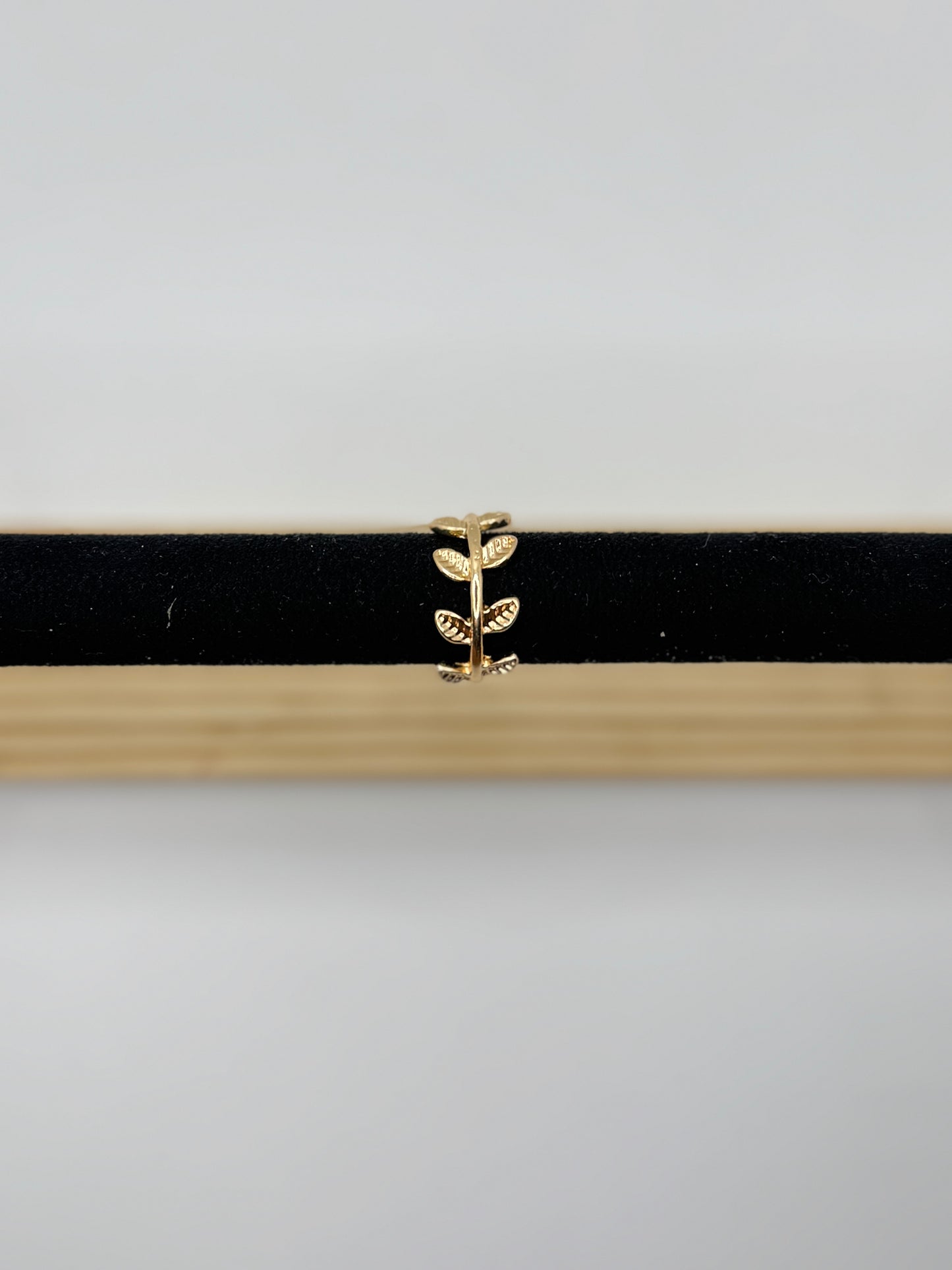 Lustro Anti-Tarnish Ring