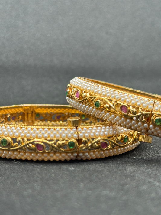 Gold-Plated Pearl and Stone Embellished Bangle Set 2*8
