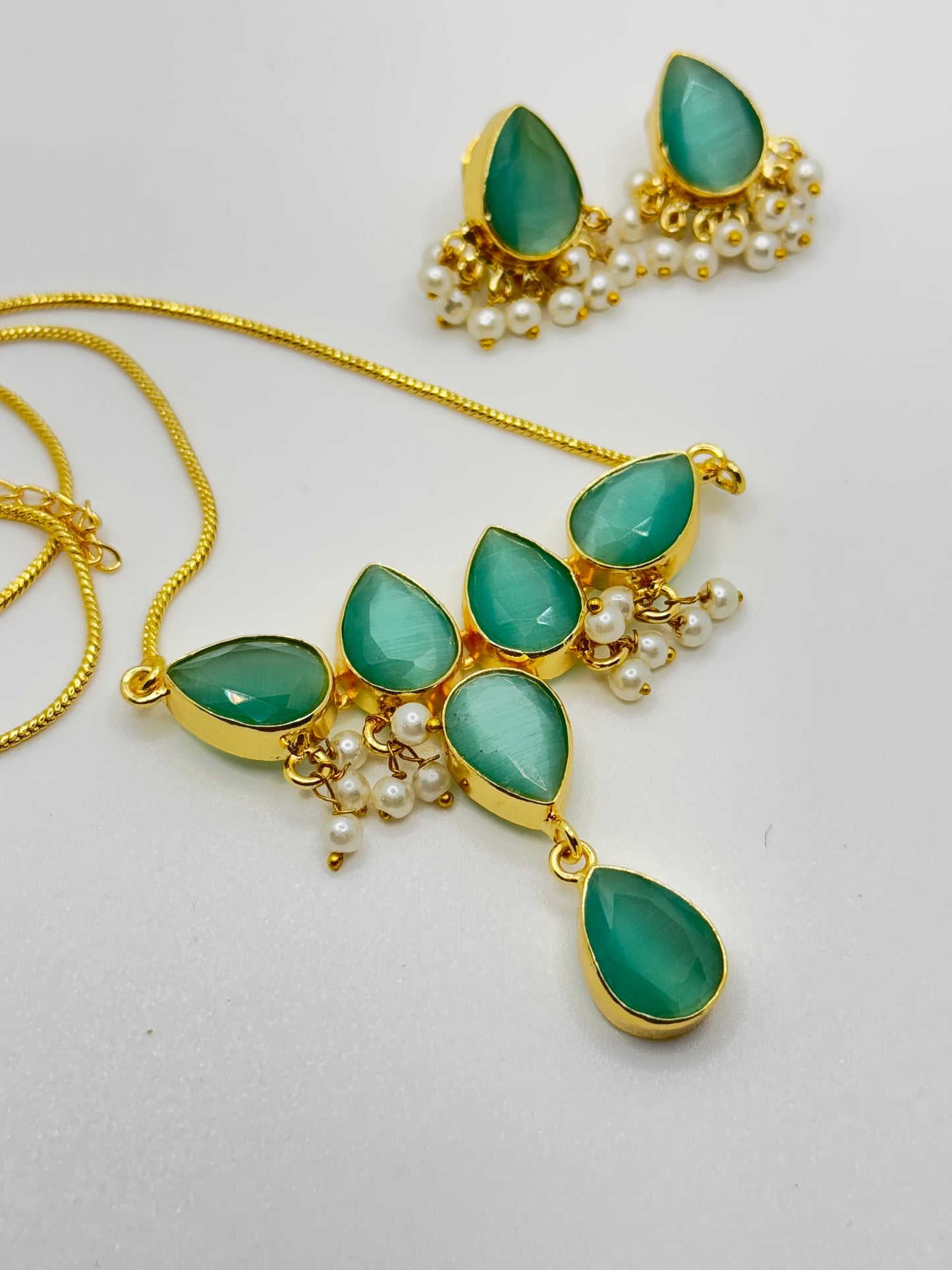 Teal Cat's Eye Stone Teardrop Necklace and Earring Set