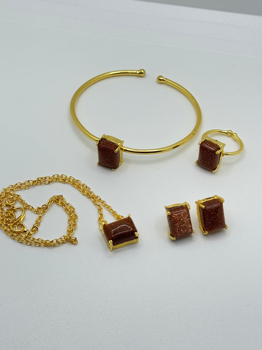 Gold Jewelry Set with Brown Goldstone Cubes