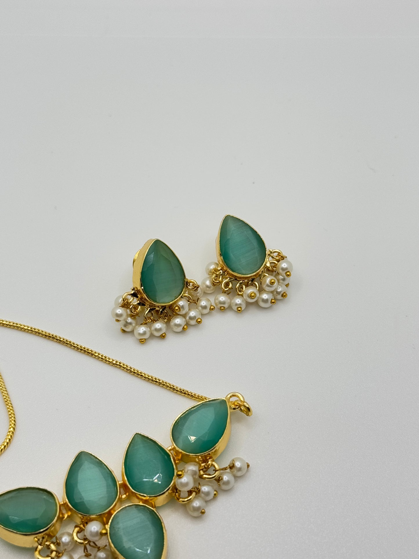 Teal Cat's Eye Stone Teardrop Necklace and Earring Set