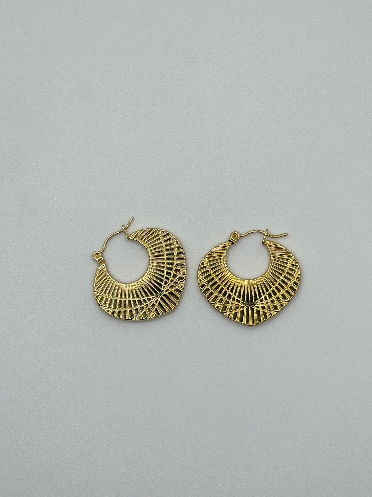 Rounded Fan-Shaped Hoop Earrings with a Striped Design