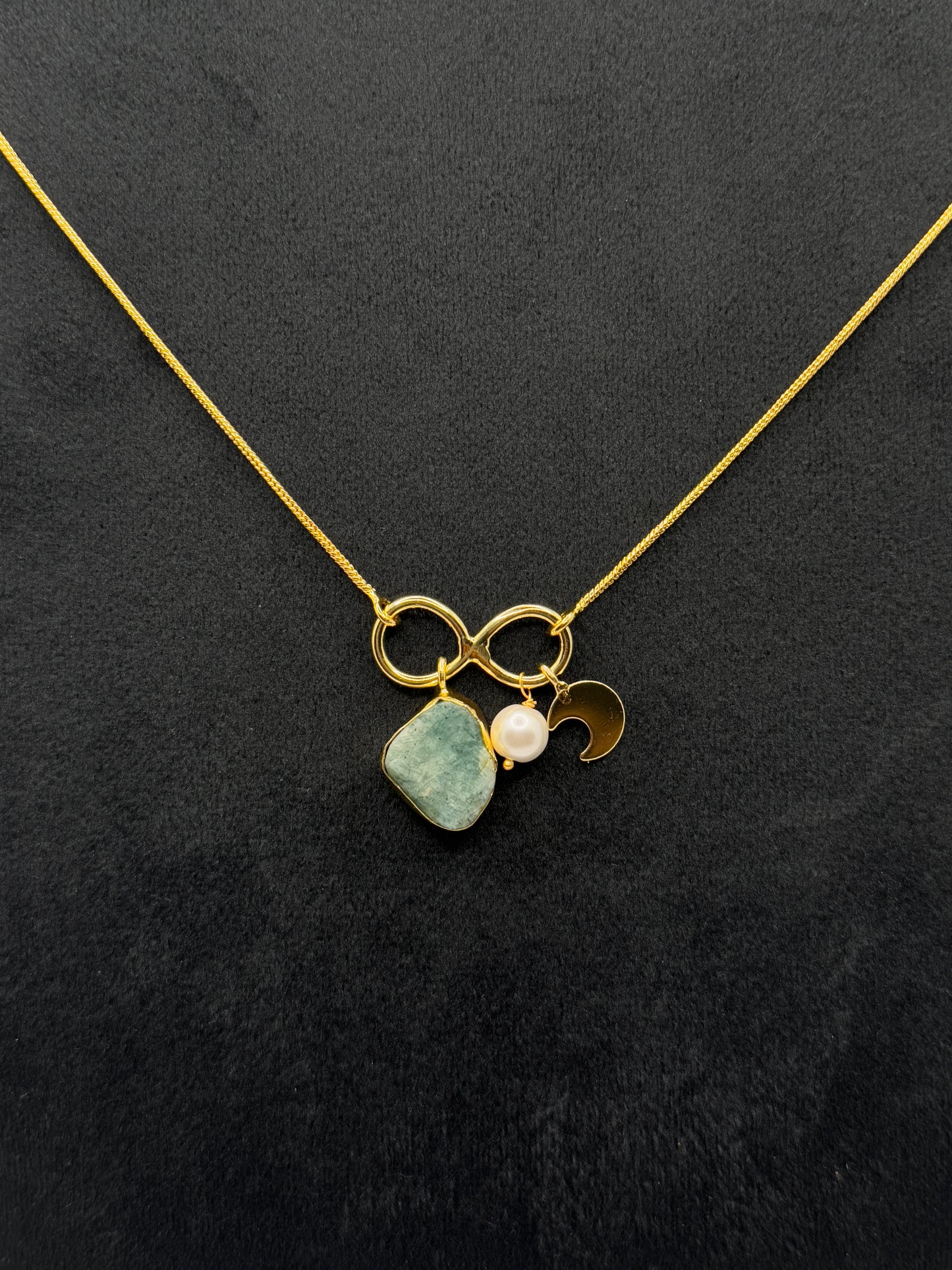 Green Amethyst & Pearl Infinity Charm Necklace