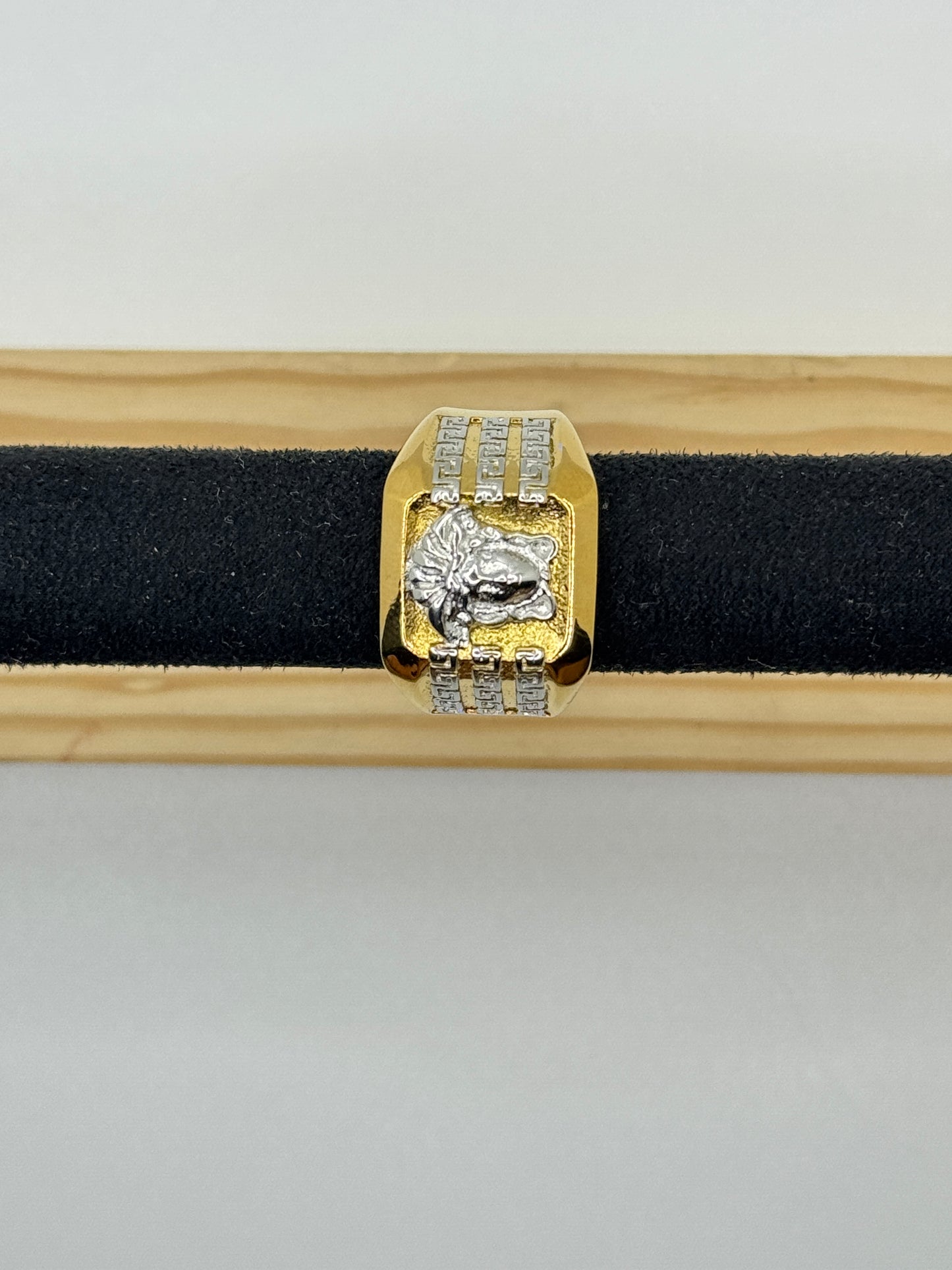 Men's Gold Lion Head Ring with Side Accents