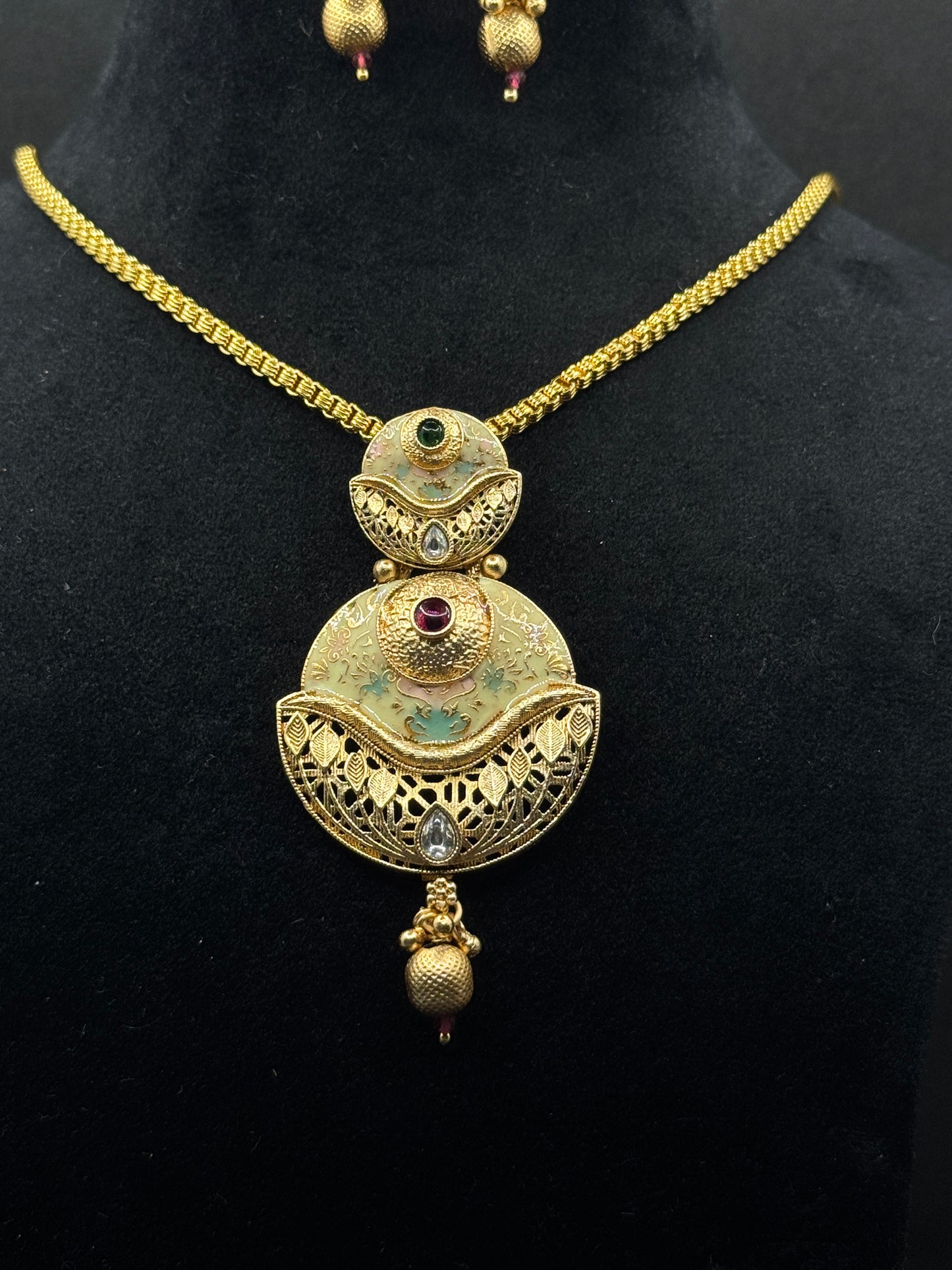Elegant 22kt Gold Fancy Pendant Necklace Set with Matching Earrings without chain