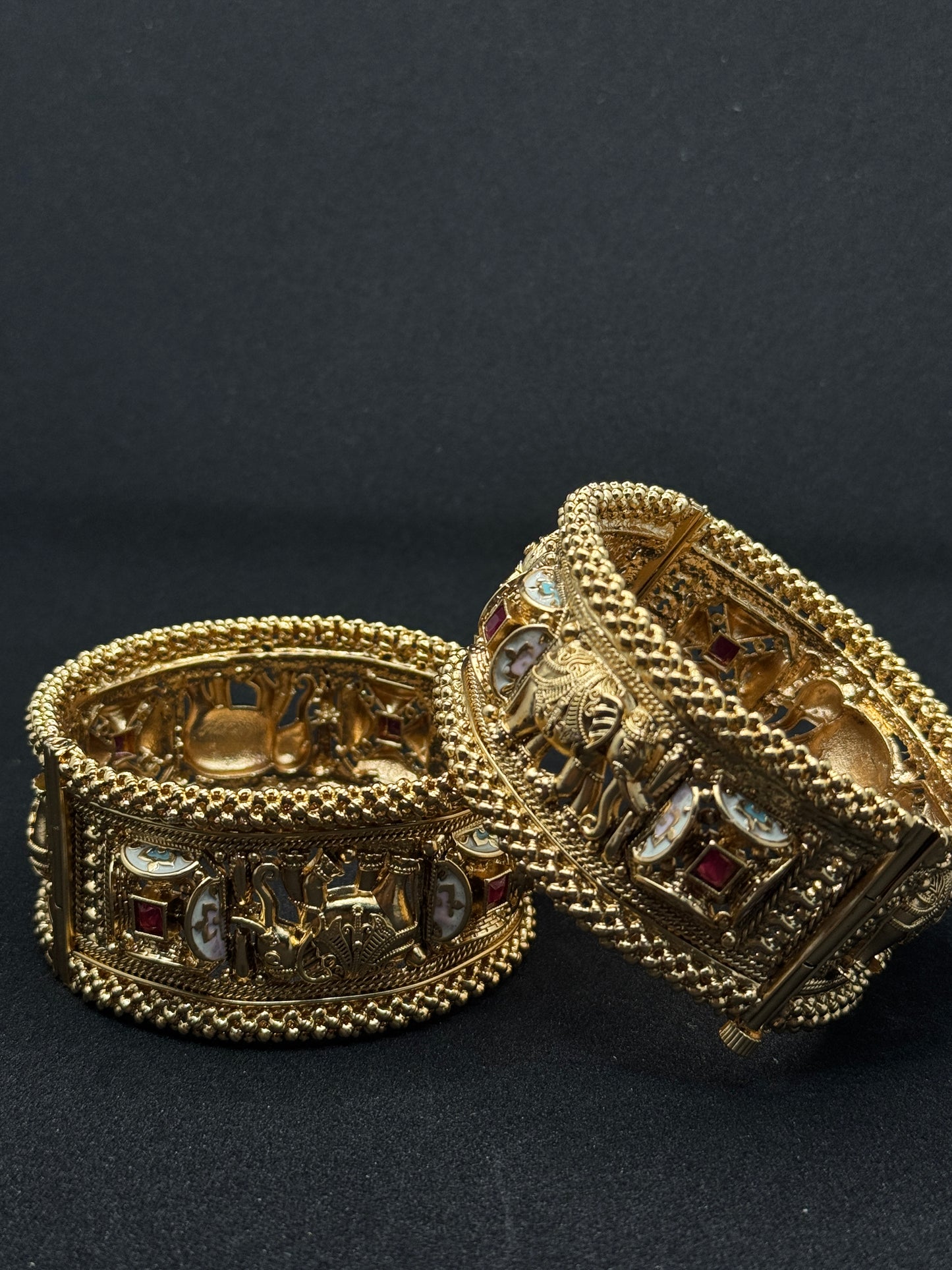 Ornate Rajwadi Gold-Plated Openable Bangles (Pair) 2*6