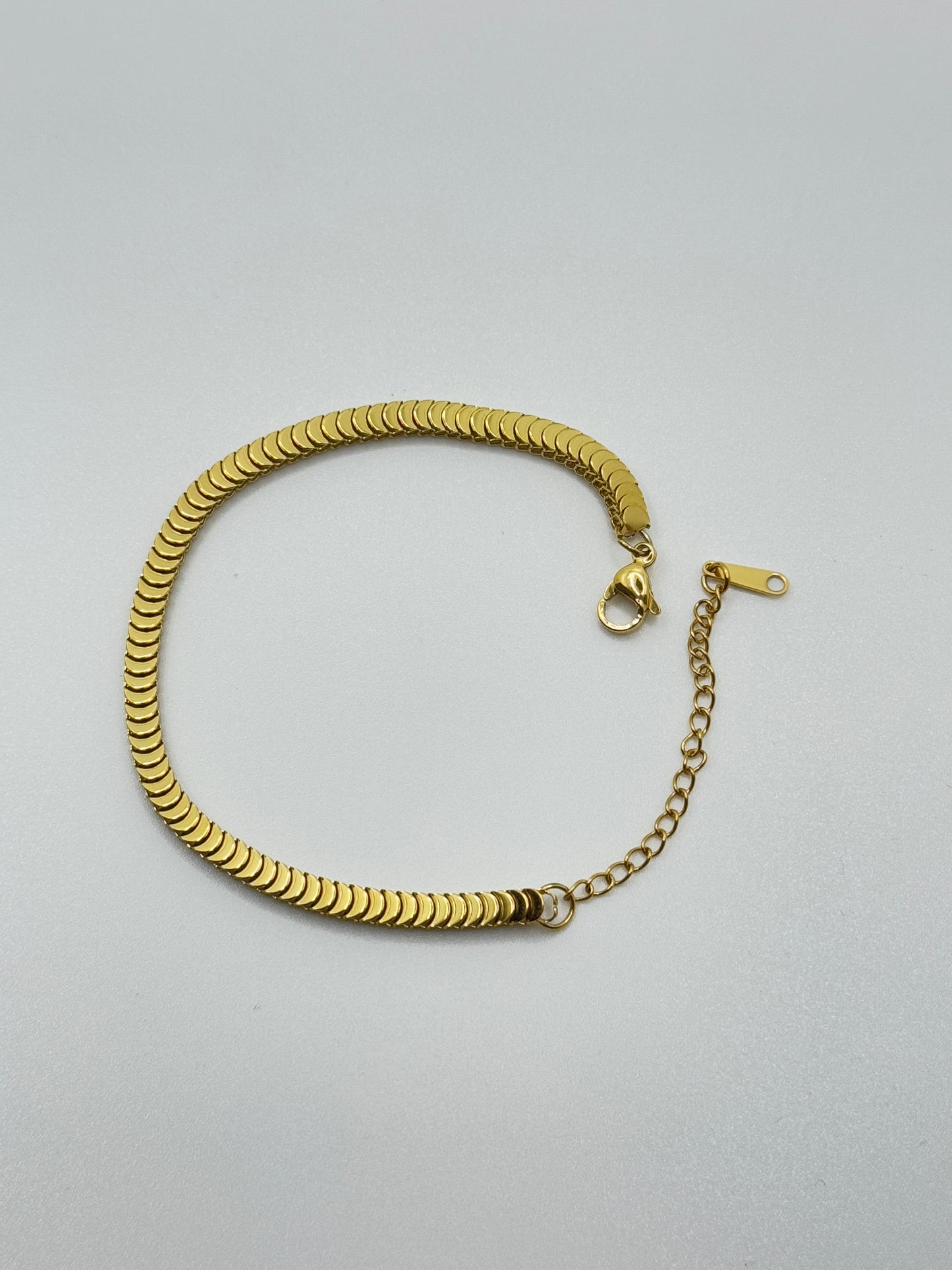 Gold Tone Flat Serpent Chain Bracelet