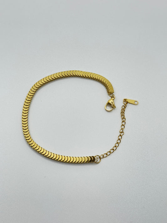 Gold Tone Flat Serpent Chain Bracelet