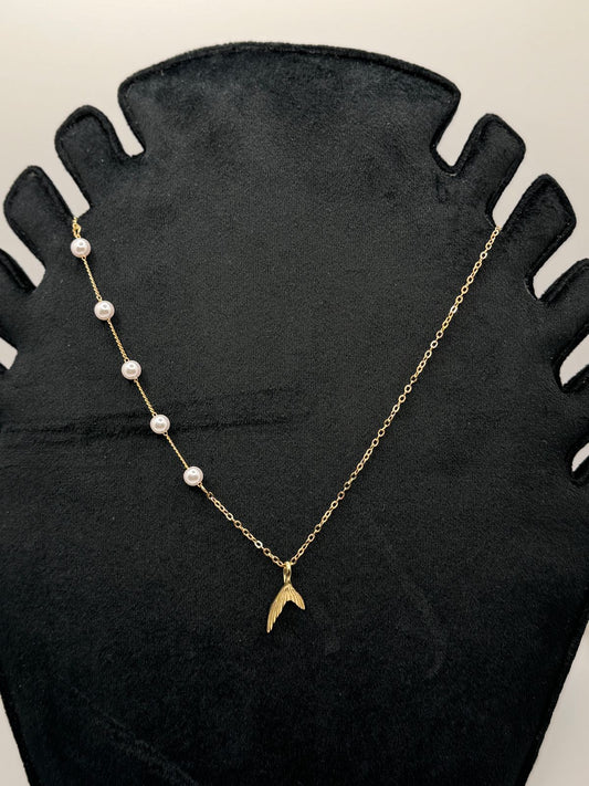 Mermaid Tail and Pearl Chain Necklace
