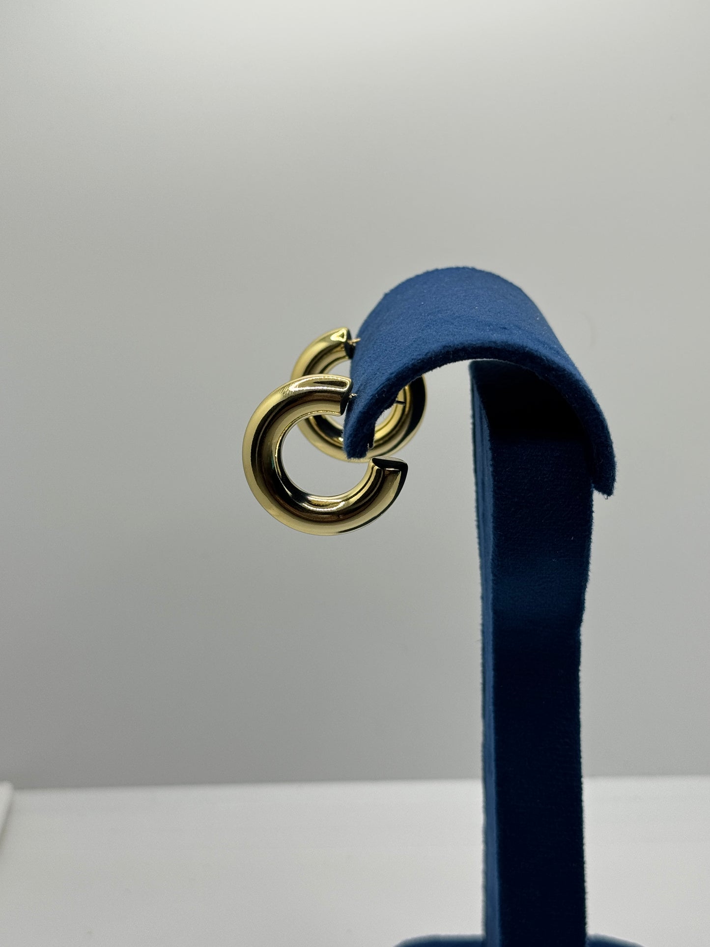 Polished Gold Huggie Hoops