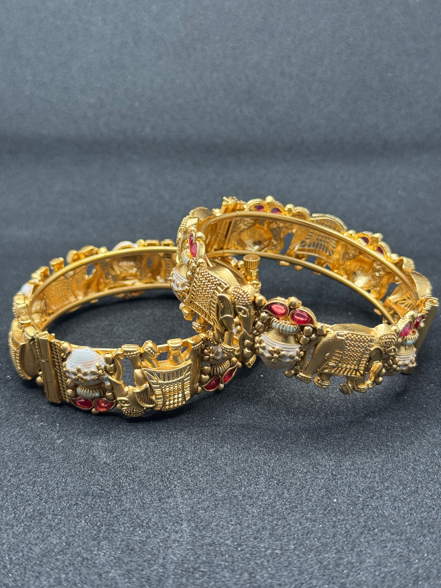 Antique Gold Elephant Design Bangles 2*6
